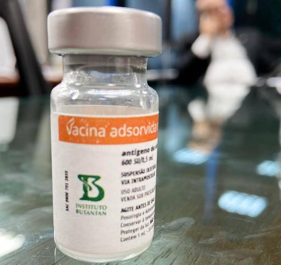 Anvisa libera importação de matéria-prima da Coronavac, vacina chinesa que será produzida pelo Butantan